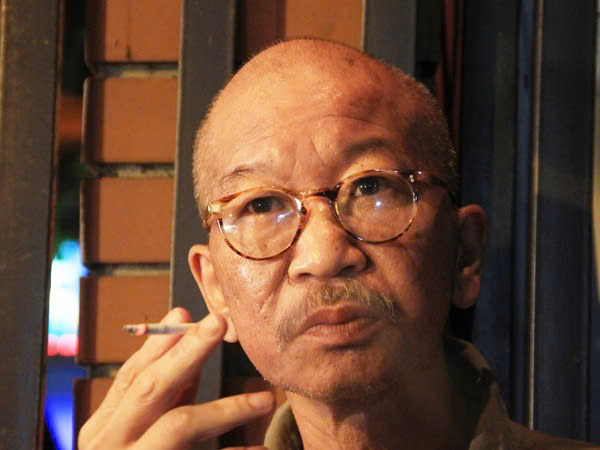 Hoàng Hồng Cẩm